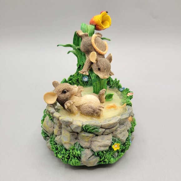 Charming Tails The Waterslide Musical Figurine Mice Swimming Hole Silvestri - Picture 4 of 8